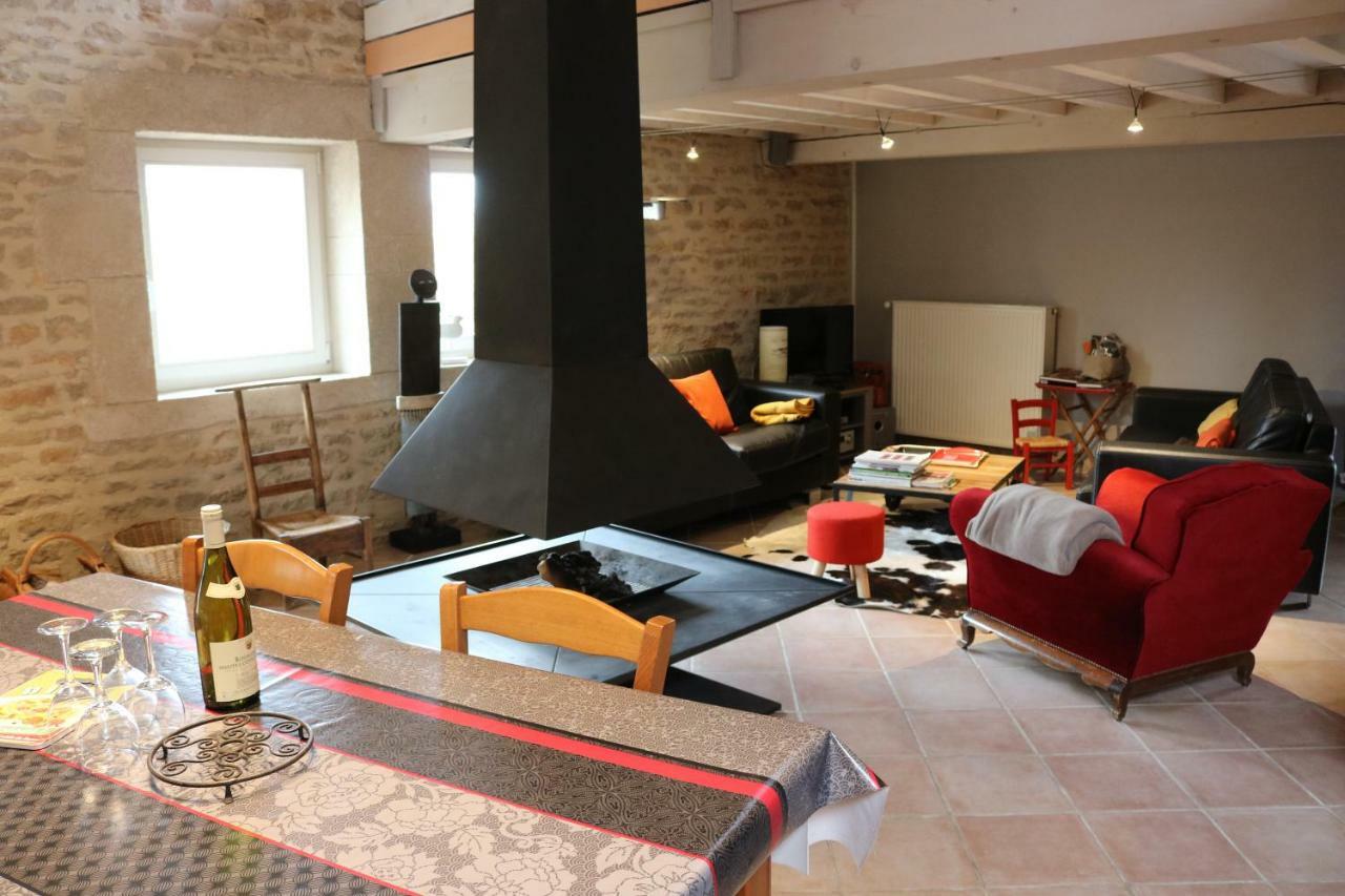 Gite Le Meix Chapeau Levernois Exterior photo